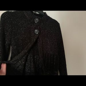 Short cardigan w/ buttons(A)
